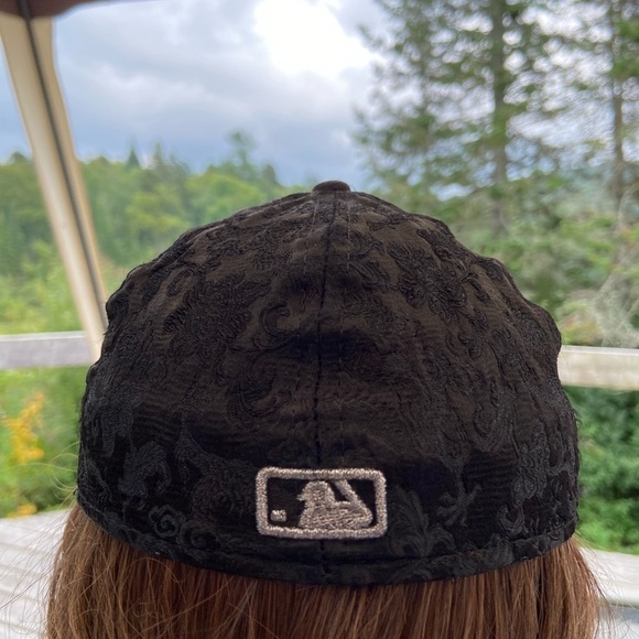 NEW ERA MONTREAL EXPOS BLACK MLB BASEBALL 59FIFTY FITTED HAT UNISEX - Picture 3 of 7